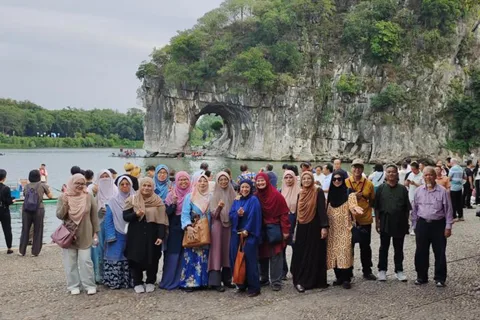 Guangzhou + Guilin Tour — photograph 8