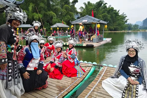 Guangzhou + Guilin Tour — photograph 10